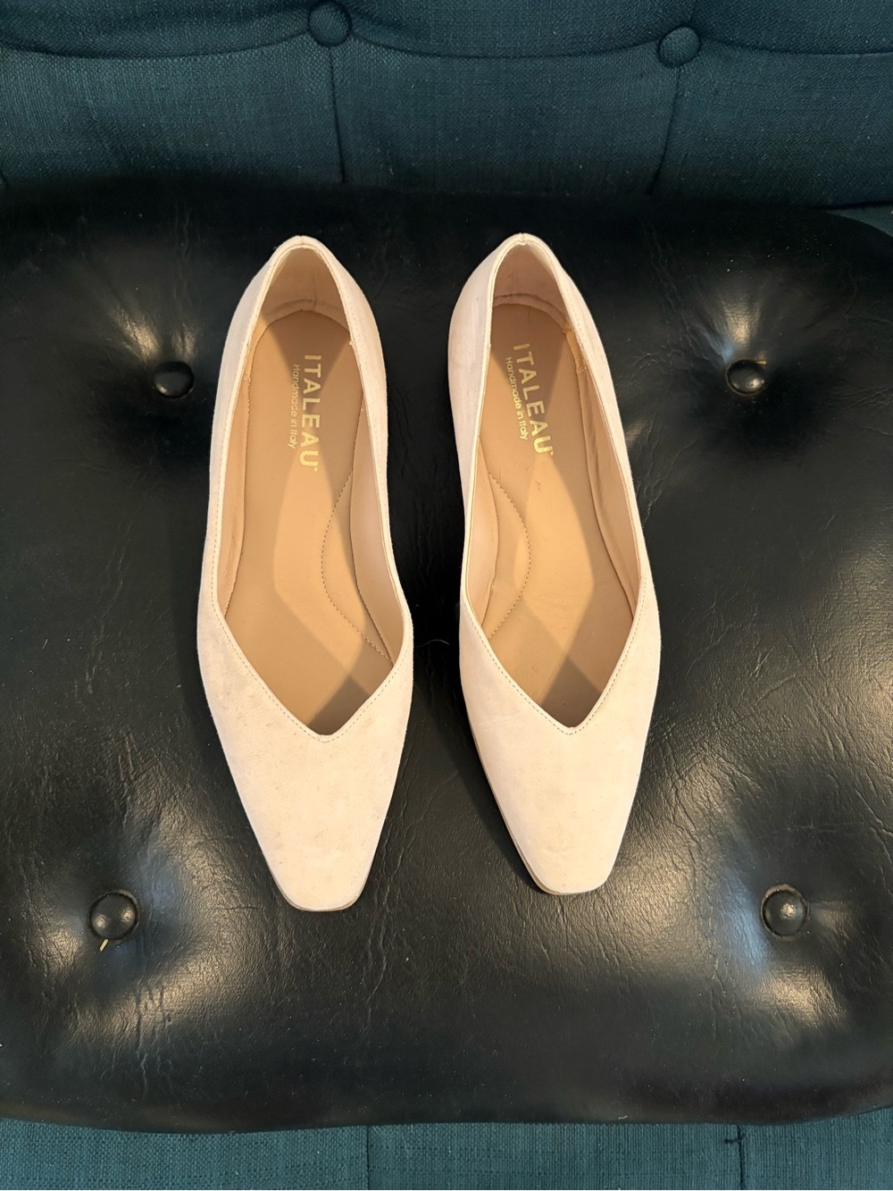 Italeau Nude Suede Flats - NWOB